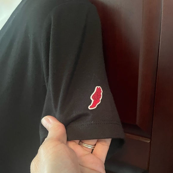 I Need My Space Graphic T-Shirt - Picture 7 of 8